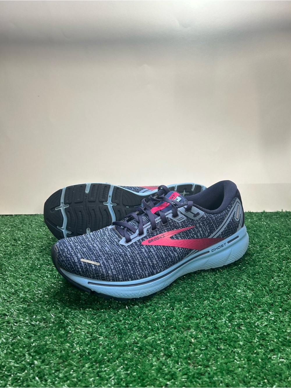 Brooks Ghost 14 Women Size 10 Blue Pink Running Shoes